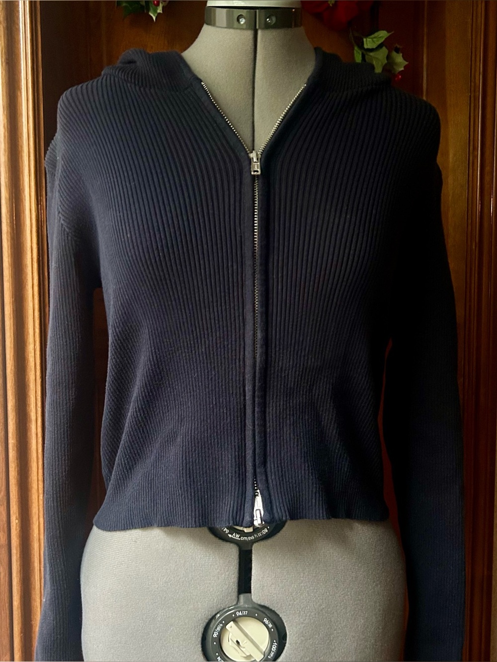 Brandy Melville Navy Women’s Navy Zip-Up